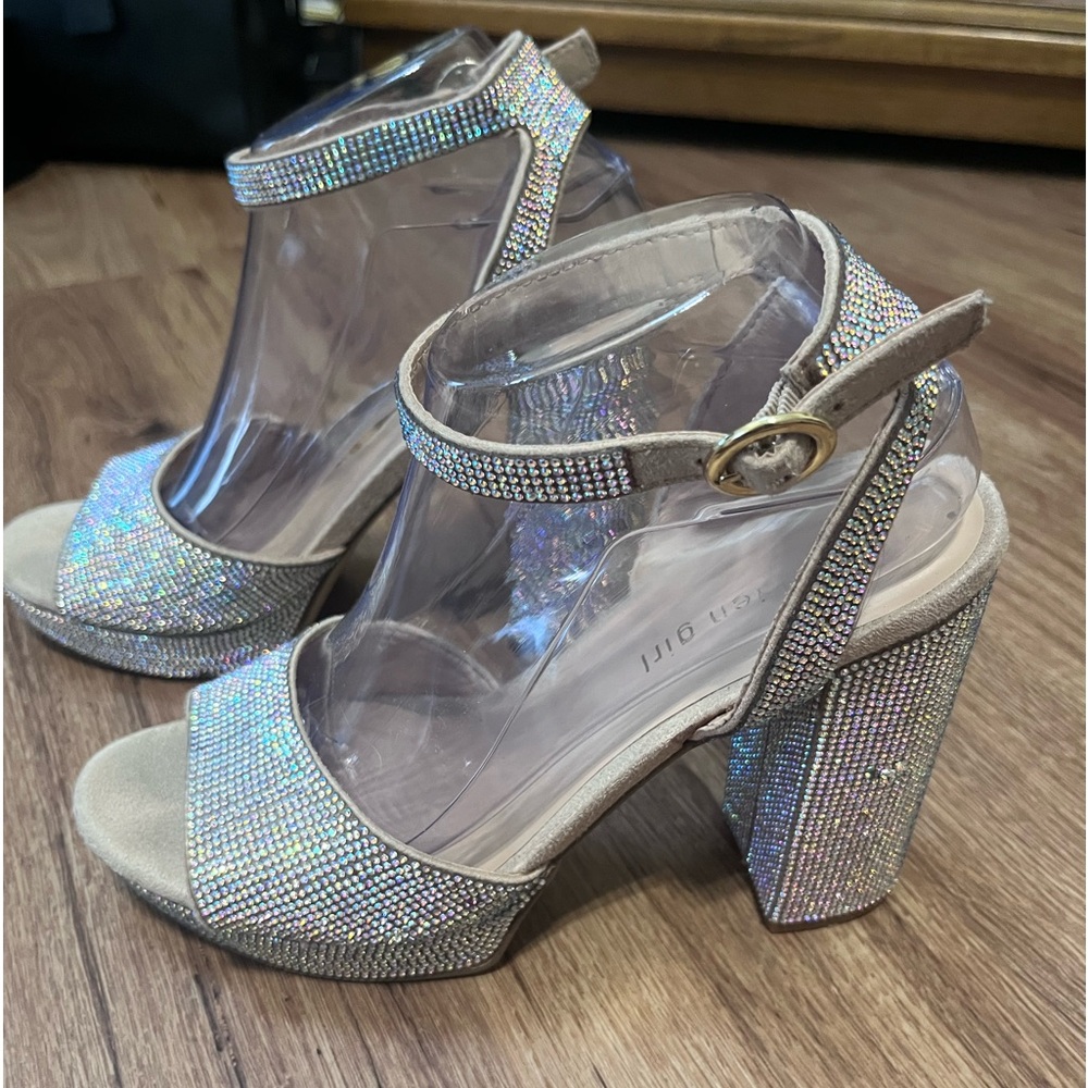 Madden Girl iridescent platform ankle strap shoes, size 8.5